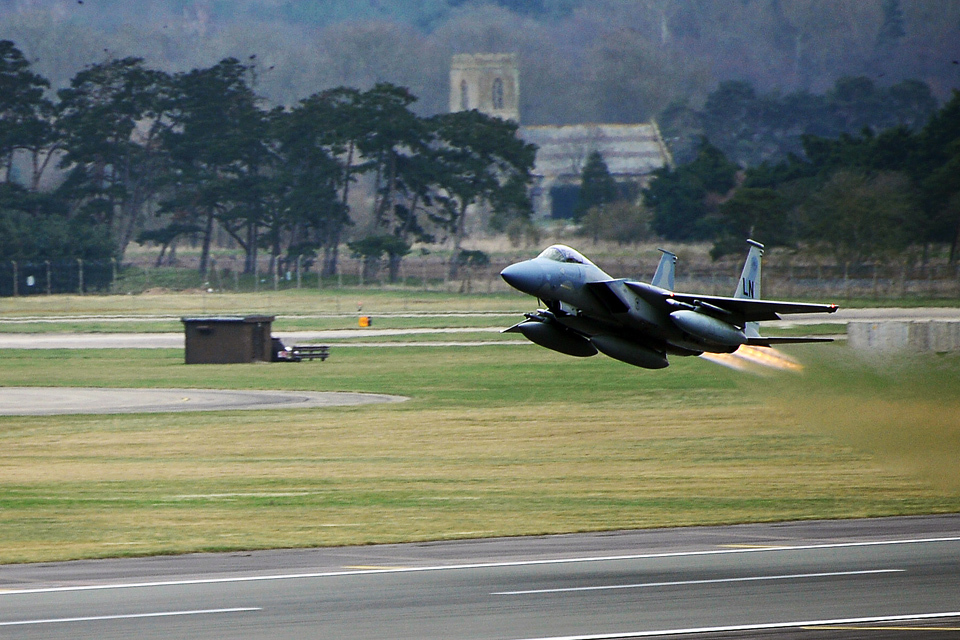 MOD unveils facilities management contract