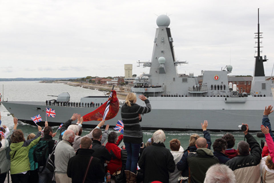 HMS Diamond sets sail on maiden deployment