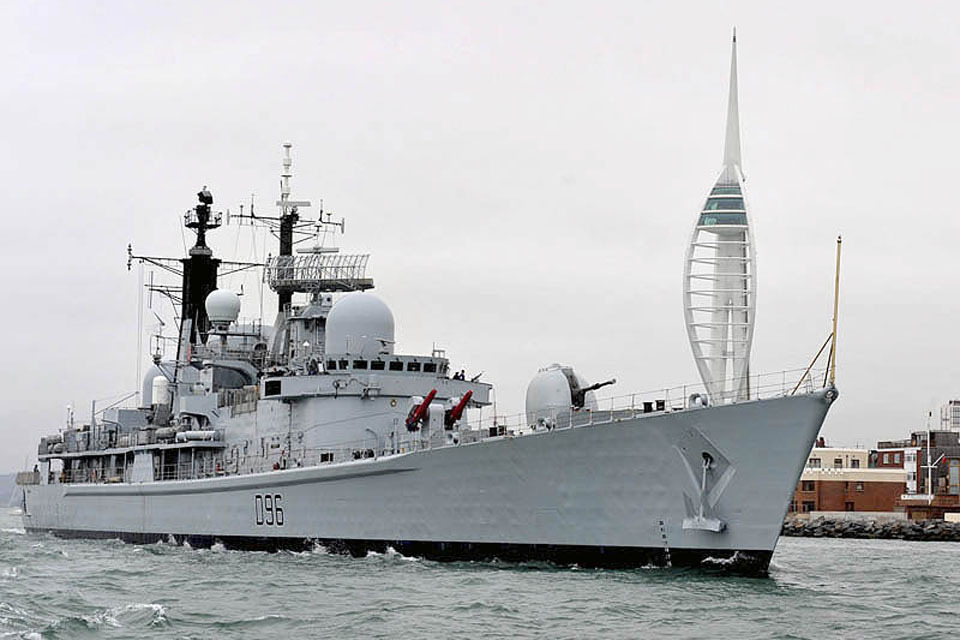 HMS Gloucester sets sail for South Atlantic