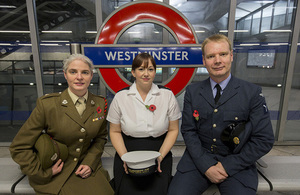 Service personnel on the platform