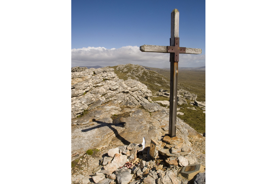 Memorial to the fallen of Mount Tumbledown, Falkland Islands (stock image)