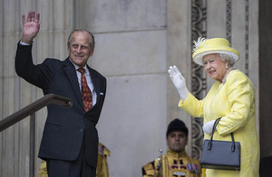 The Queen and The Duke of Edinburgh arrive at St Paul's Cathedral