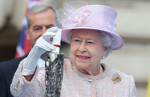 Her Majesty The Queen Launches Glasgow 2014 Queen’s Baton On Global Journey (Image: Glasgow2014)
