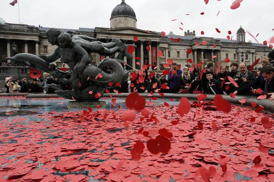 UK marks Armistice Day
