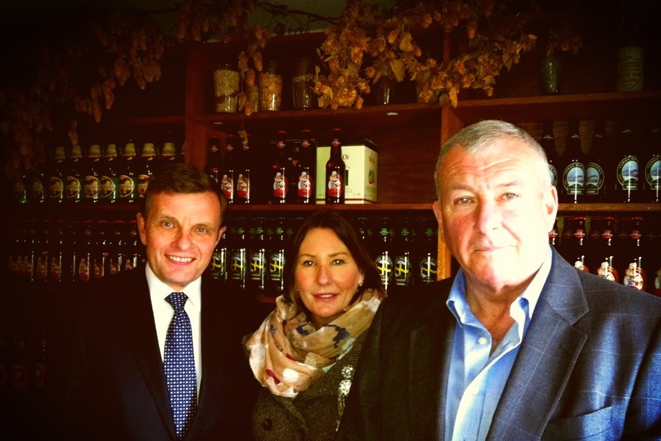 David Jones with Connie and Phil Parry, the owners of the growing Welsh brewery, Tomos Watkins. 