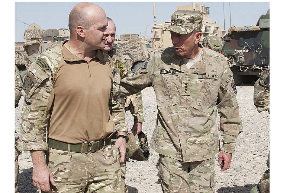 Petraeus visits Royal Marines in Helmand