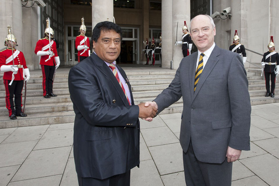 Tongan PM visits the MOD as part of three day visit