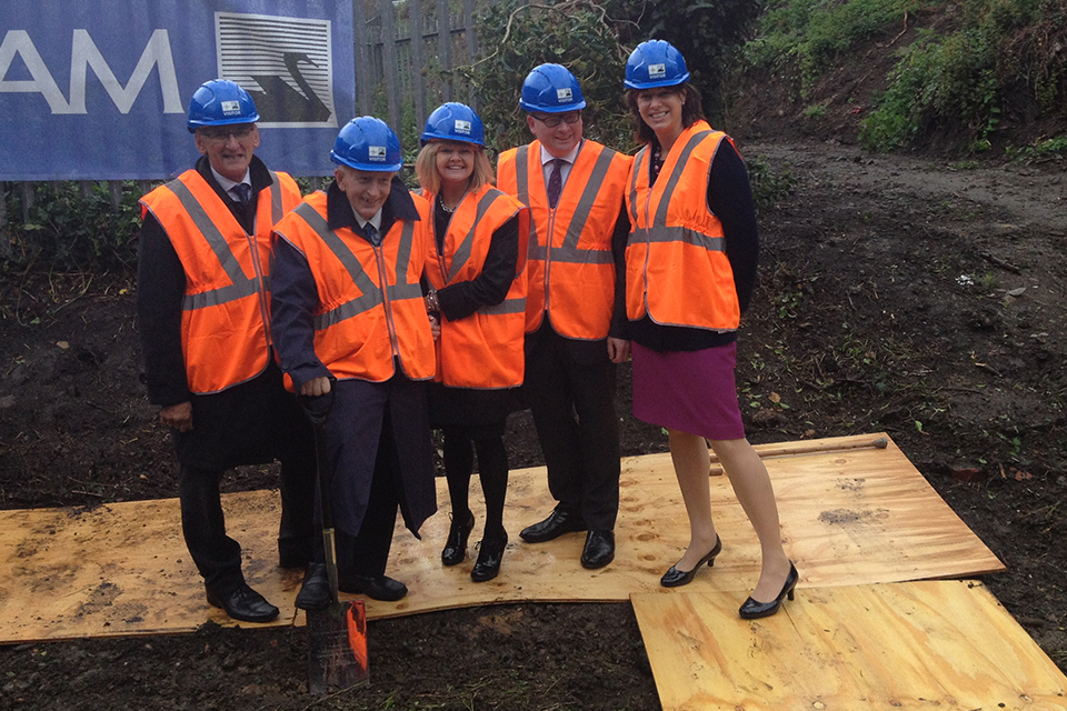 Work begins on new Bermuda Park railway station in the West Midlands