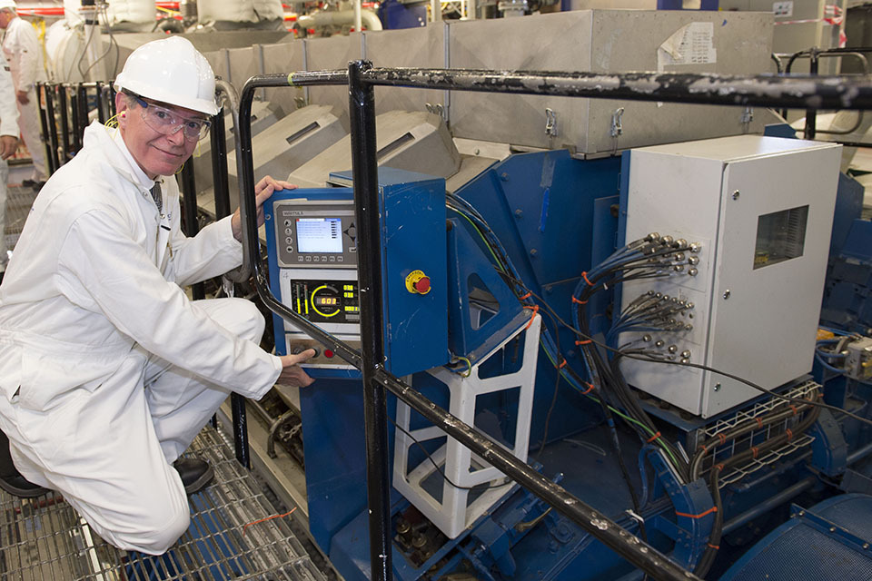 Mighty engine brings HMS Queen Elizabeth to life