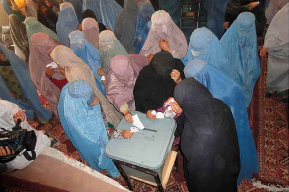 Women vote in Lashkar Gah’s Municipal Advisory Board elections, Afghanistan, 15 June, 2013
