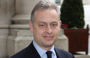 El nuevo embajador del Reino Unido Simon Manley