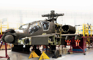 An Apache undergoes a thorough service at Wattisham