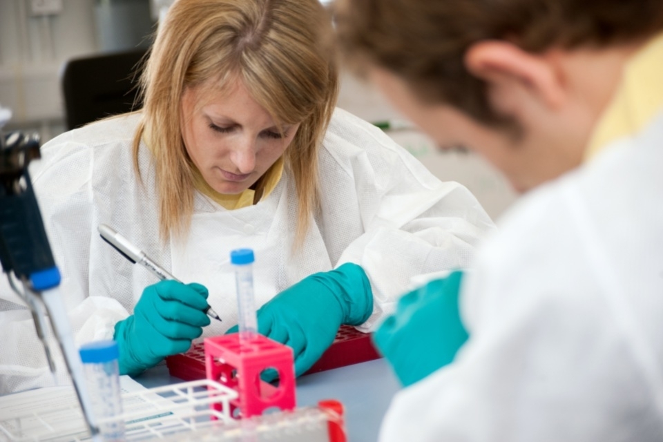 £4 million funding available for synthetic biology applications in defence