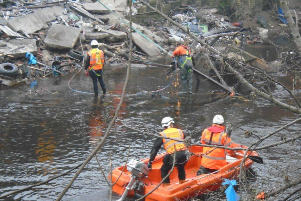 Forecast of more wet weather leads to ongoing flood risk