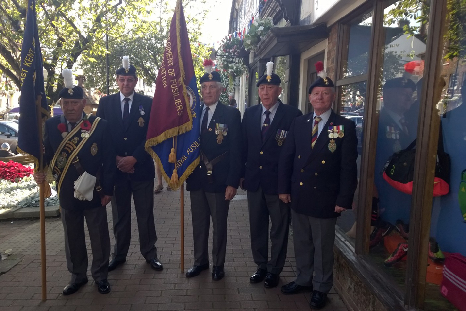 Royal fusiliers getting ready to honour Sidney