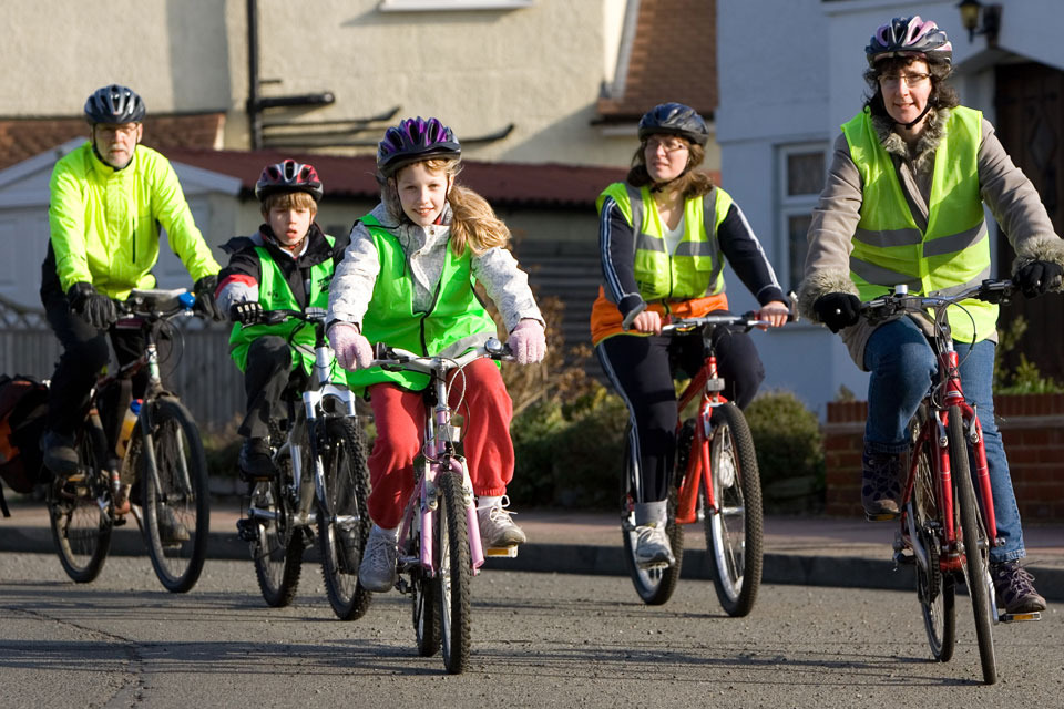 Cash boost to get England cycling