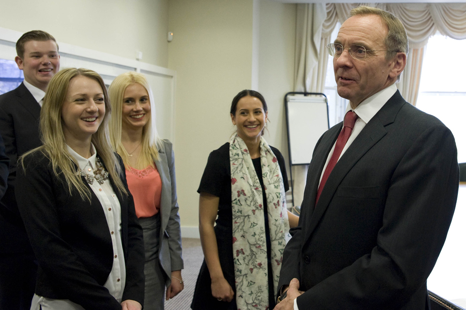 Government launches 750 apprenticeships for talented young people