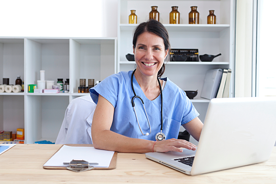 £1 billion to help A&Es and NHS staff access medical records in hi tech hospital revolution