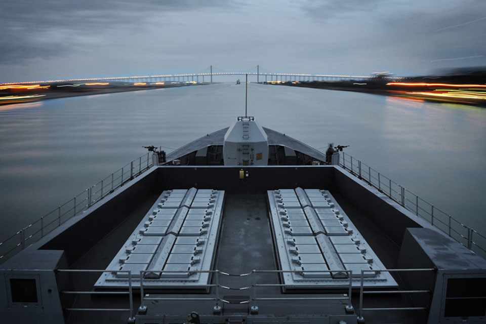 HMS Daring becomes first Type 45 to pass through the Suez Canal
