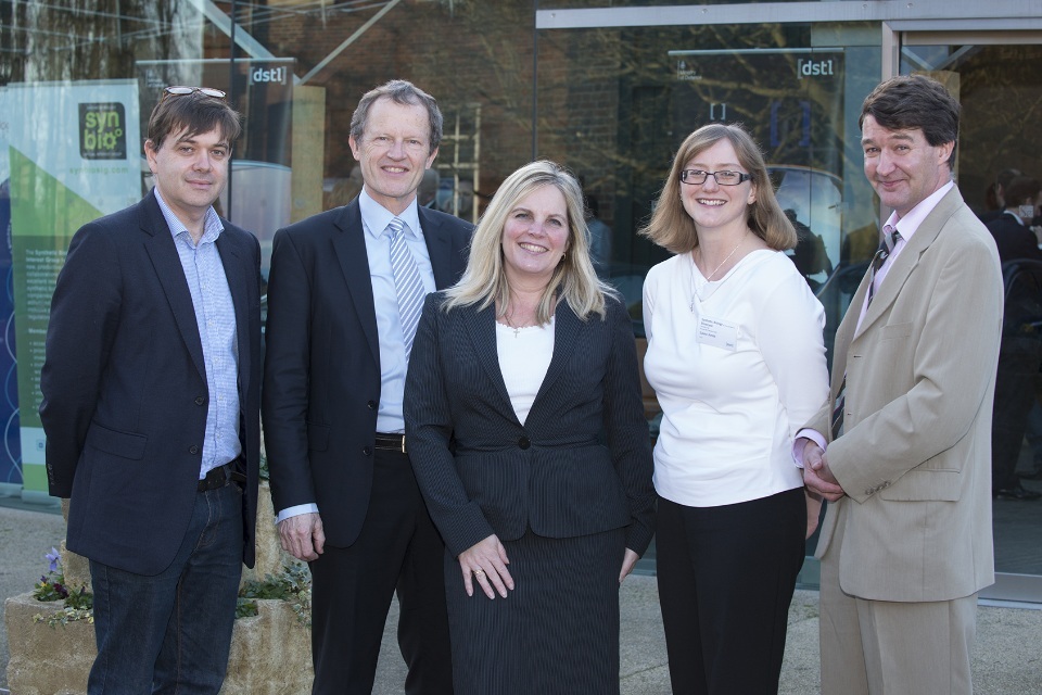 Developing novel materials with synthetic biology