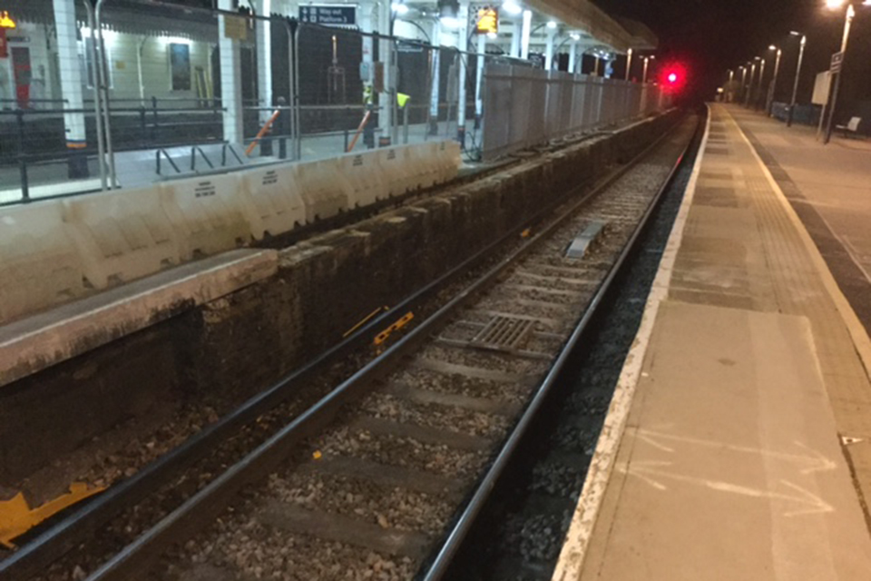 Platform 1 at Ascot station where the work was taking place showing the platform edge and the running line with the third rail(courtesy Network Rail) 