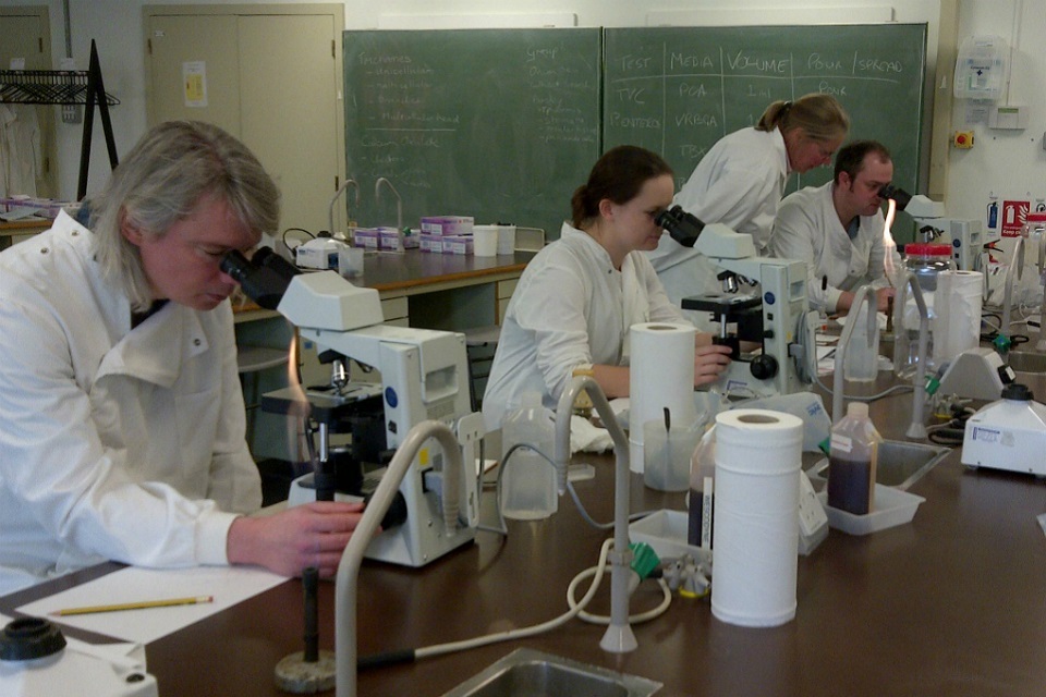 Food and feed analysis training for public analysts