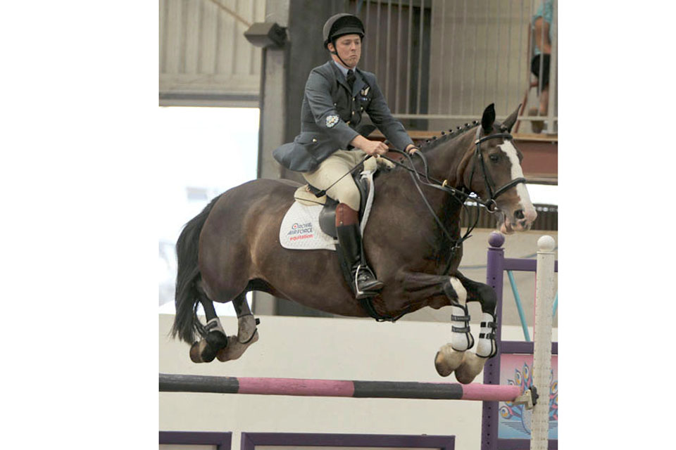 Master Aircrewman Simon Allen, riding Falconwood Dollar, competing for the Loriners Trophy 
