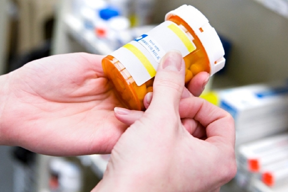 Check you’re selling medicines online lawfully