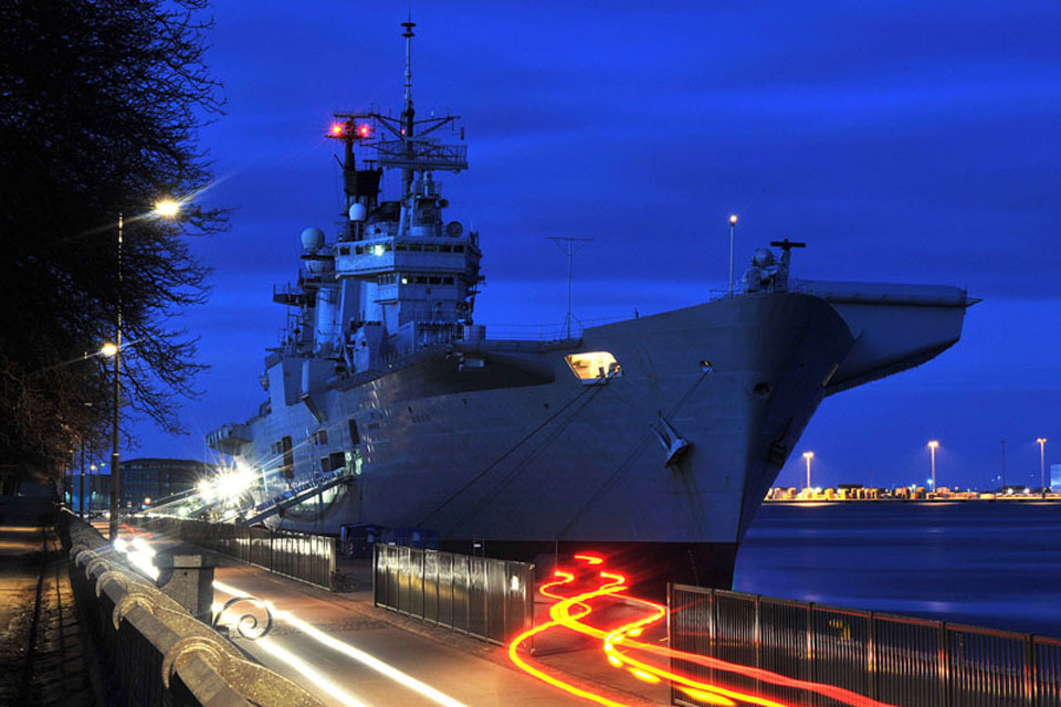 MOD sets out future of Invincible Class carriers