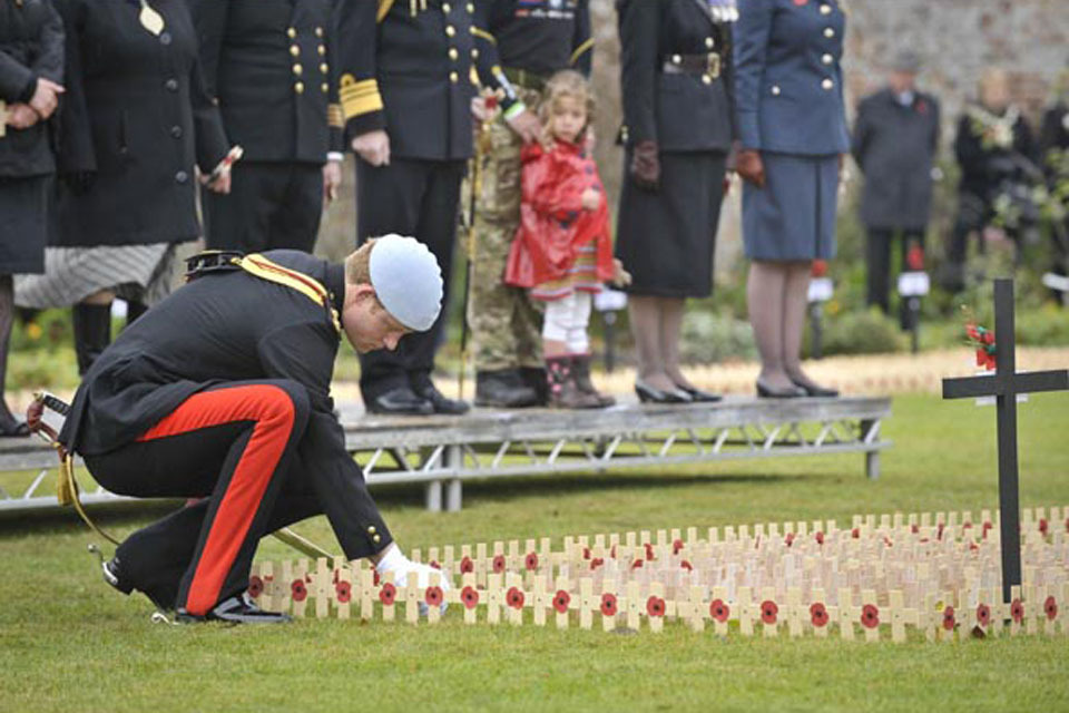 Prince Harry opens first Field of Remembrance for troops killed in Afghanistan