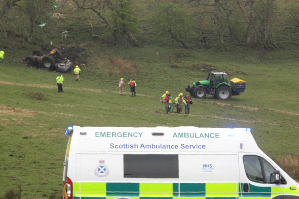 Navy crew help farmer injured in tractor accident
