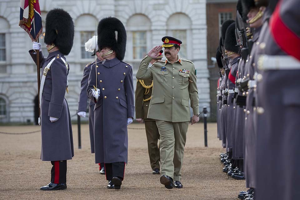 UK stands shoulder to shoulder with Pakistan