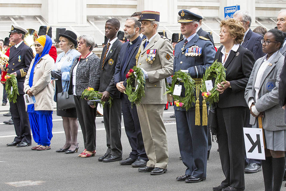 Military and UN practitioners at the UN Peacekeeping day memorial ceremony