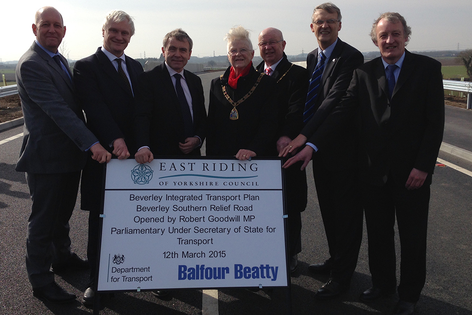 Transport Minister opens Beverley southern relief road