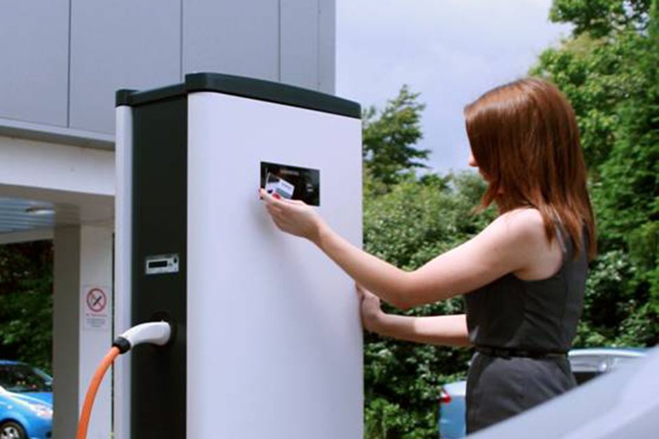 Take up of plug in car grant continues to rise