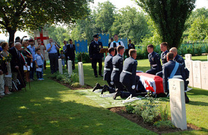 The remains of Boston BZ590's 4 crew members are laid to rest in a single coffin beneath 4 headstones at the Padua War Cemetery in Italy [Picture: Mike Drewett, Crown copyright]