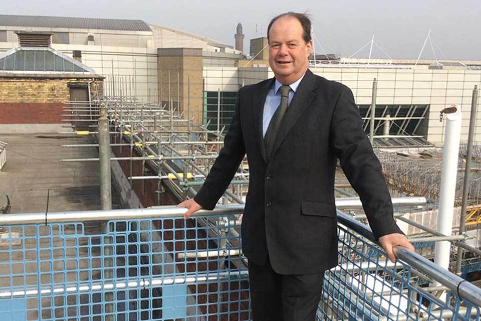 Rail Minister sees investment in action in Manchester