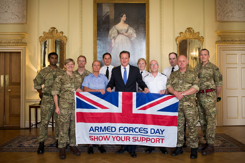 PM to announce train companies’ offer of discounted travel for reservists