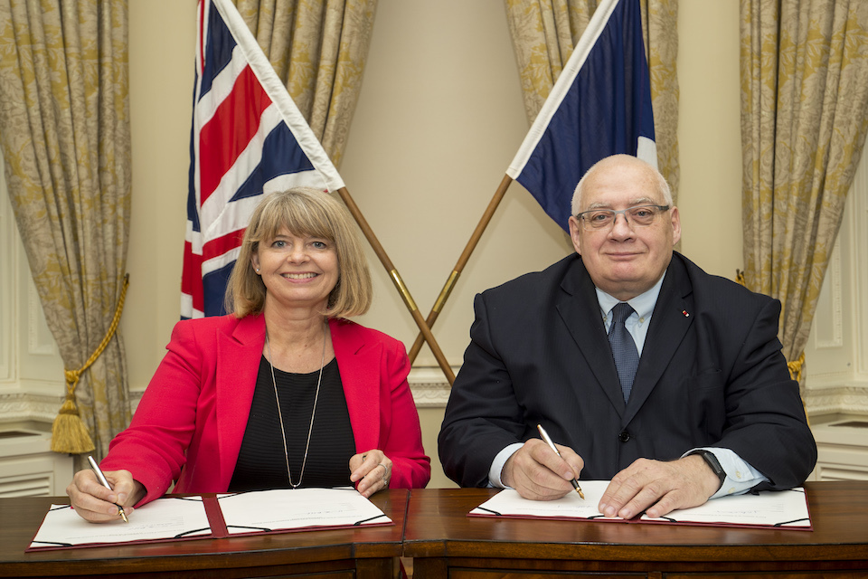 UK and France strengthen defence cooperation with new weapon system agreement