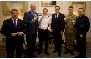David Cameron and Mark Francois with Service personnel
