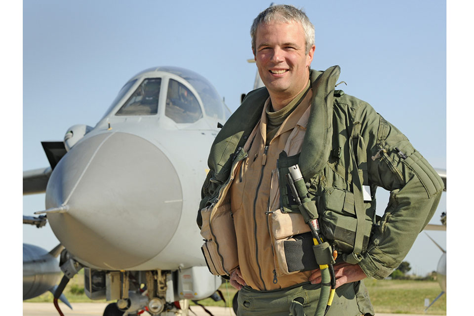 Wing Commander Andy Turk, Officer Commanding IX (Bomber) Squadron 