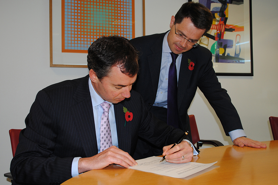 UK and Australia unite to tackle serious crime