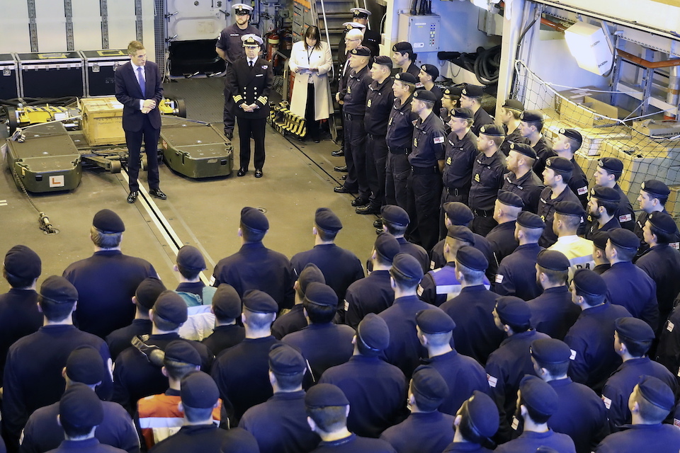 Royal Navy ship set for Australia, Defence Secretary reveals