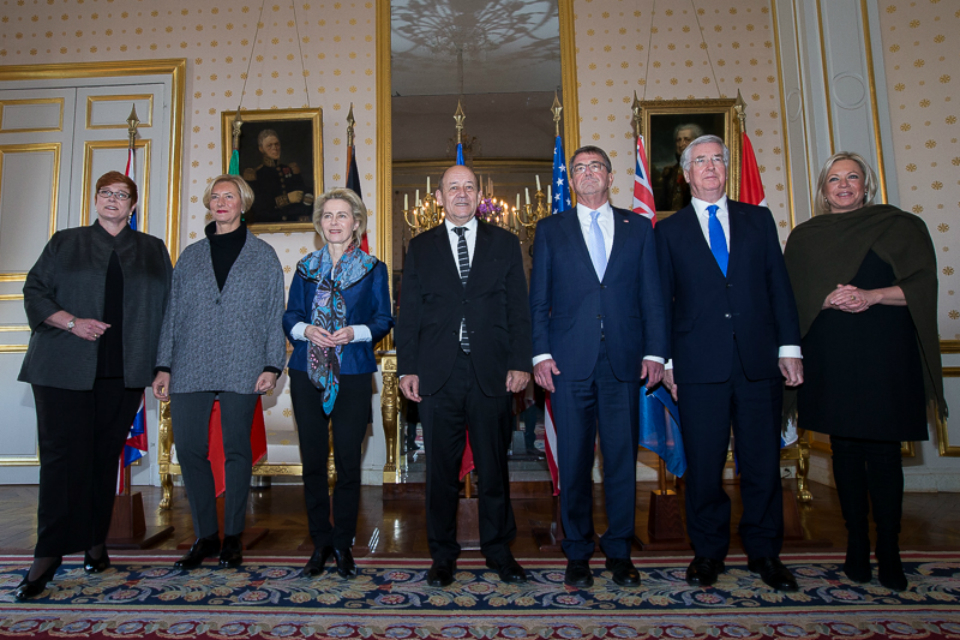 Defence Secretary meets counterparts to discuss defeating Daesh