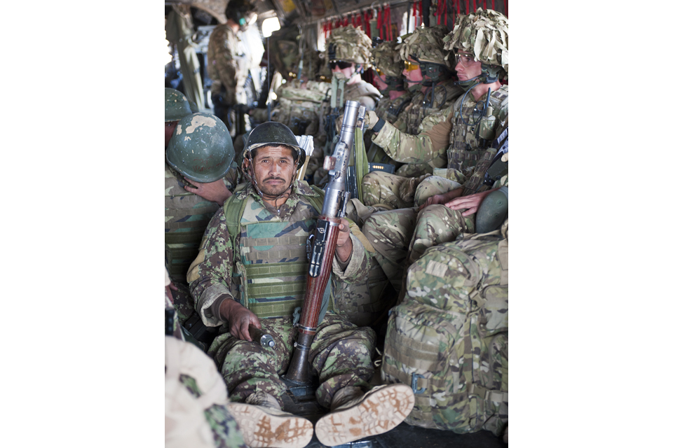 Soldiers from 3/215 Brigade of the Afghan National Army and 1 SCOTS