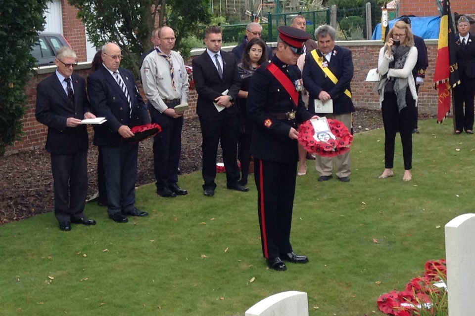 Warrant Officer Class 2 Richard Edwards of The Princess of Wales’s Royal Regiment lays a wreath - Crown Copyright - All rights reserved