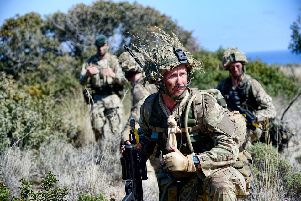 Soldiers from 6th Battalion The Rifles on patrol