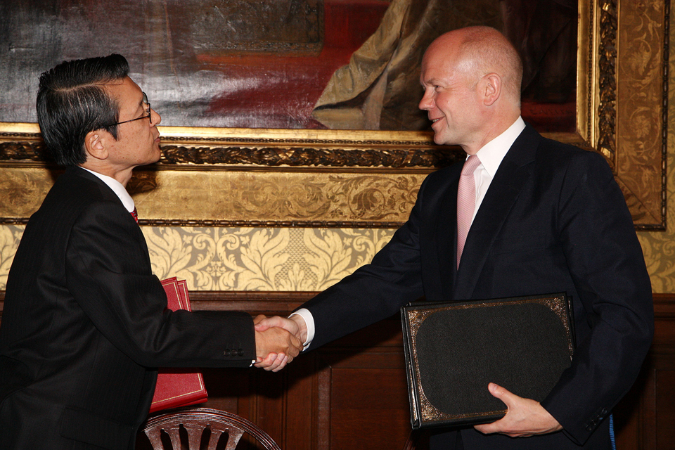William Hague with His Excellency Mr Keiichi Hayashi