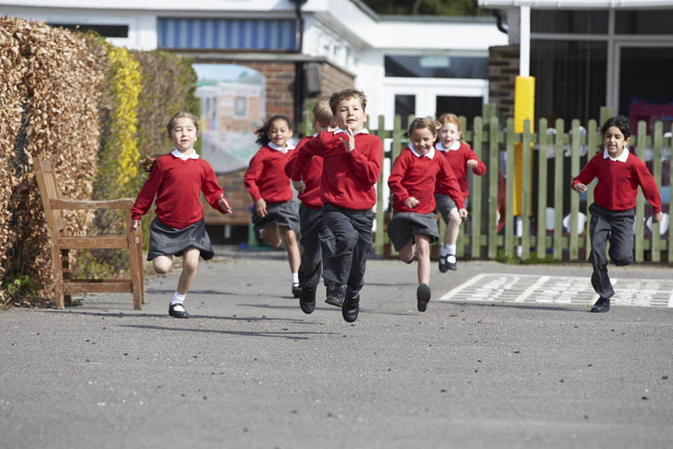 CMA advises schools and suppliers over uniform prices