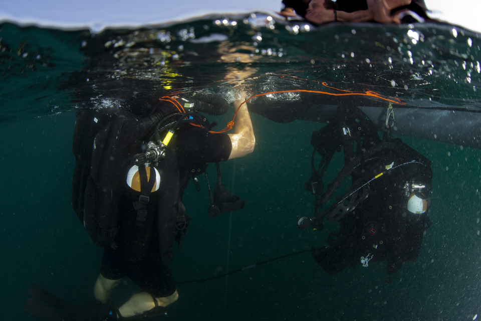 Royal Navy divers on a mine warfare exercise in the Gulf